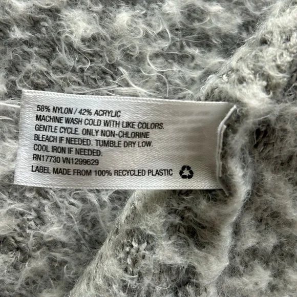 Gray/white open front cardigan with pockets - Picture 7 of 7